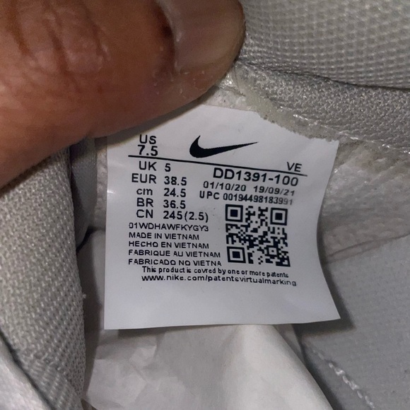 Nike Dunk Low Grey Fog White Leather Sneakers DD1391-100 Women’s 7.5 - Picture 11 of 11